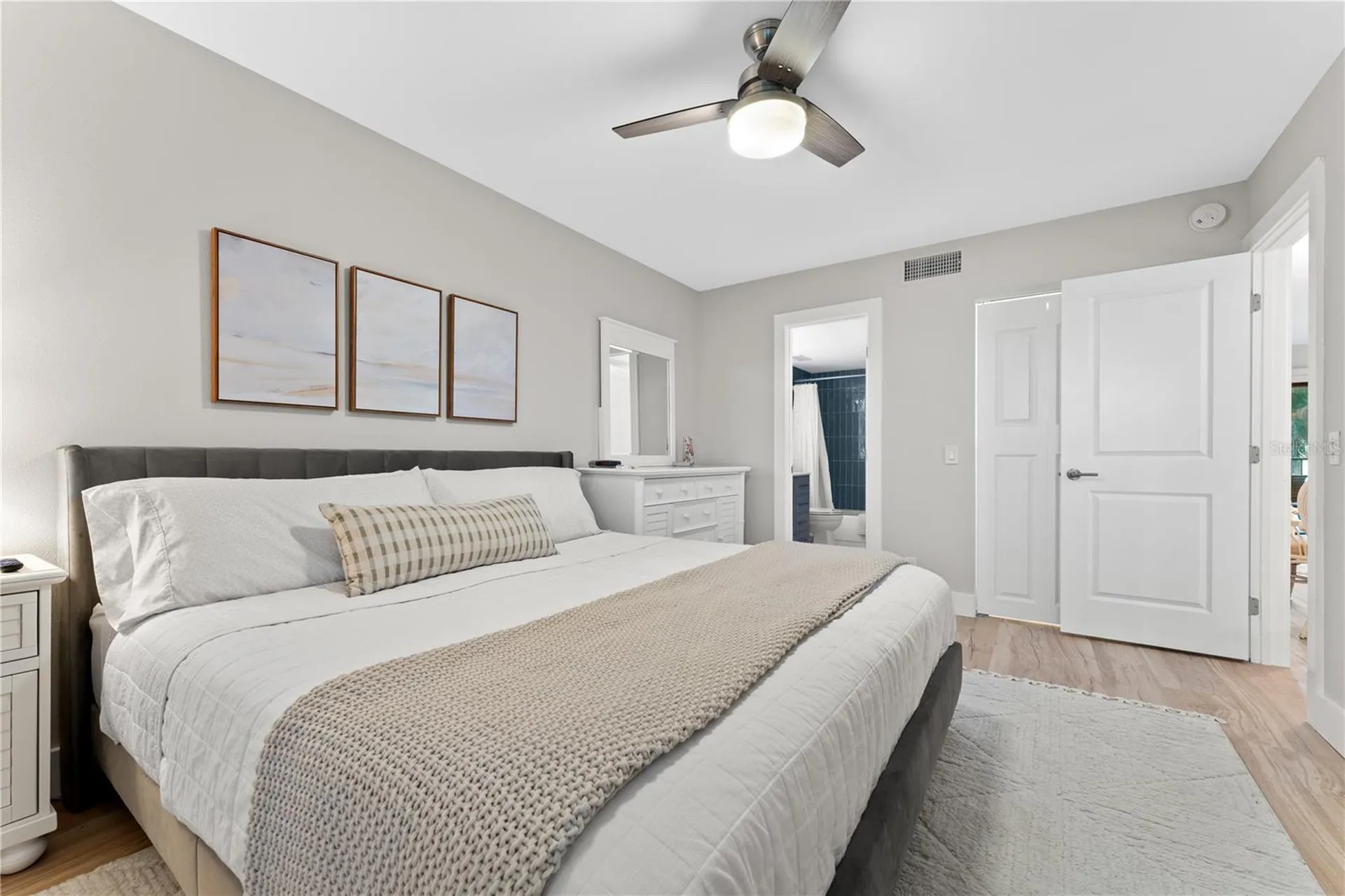 6287 Bahia Del Mar Circle St Petersburg FL 33715