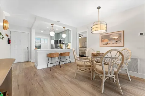 6287 Bahia Del Mar Circle St Petersburg FL 33715