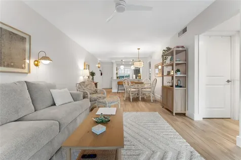 6287 Bahia Del Mar Circle St Petersburg FL 33715