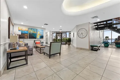6287 Bahia Del Mar Circle St Petersburg FL 33715