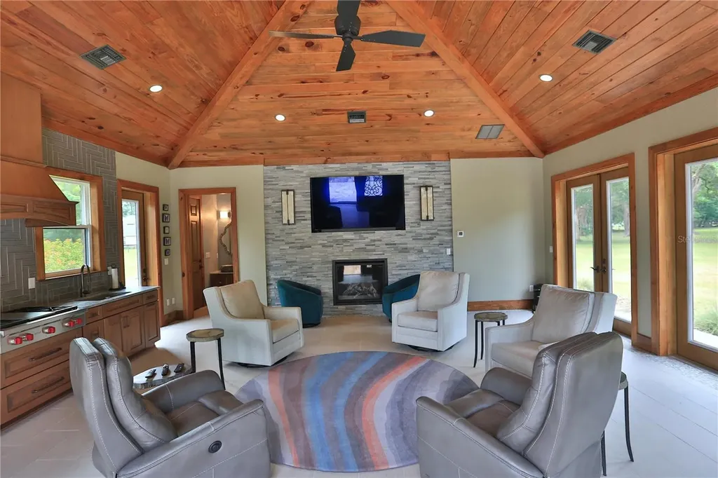 19431 NE 17th Place Williston FL 32696