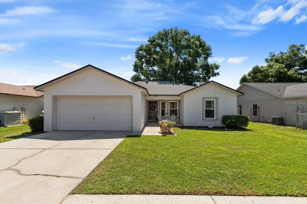 146 Kings Pond Avenue Winter Haven FL 33880