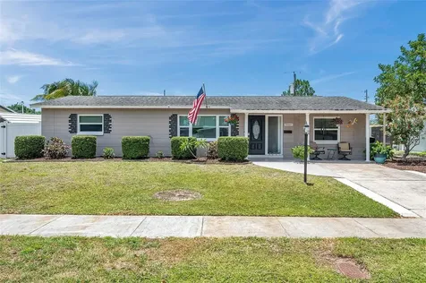 5864 31st Avenue N St Petersburg FL 33710