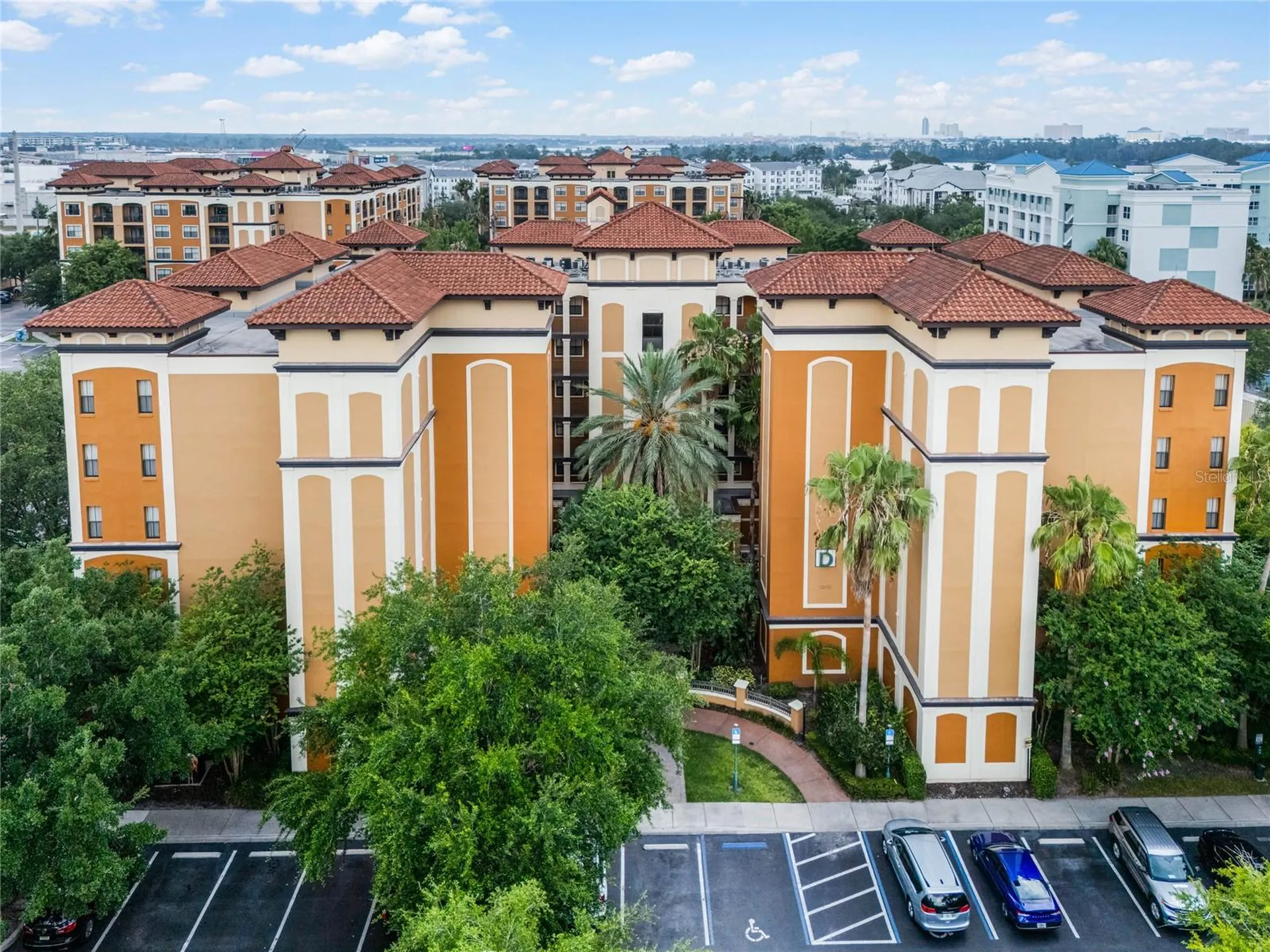 12539 Floridays Resort Drive Orlando FL 32821