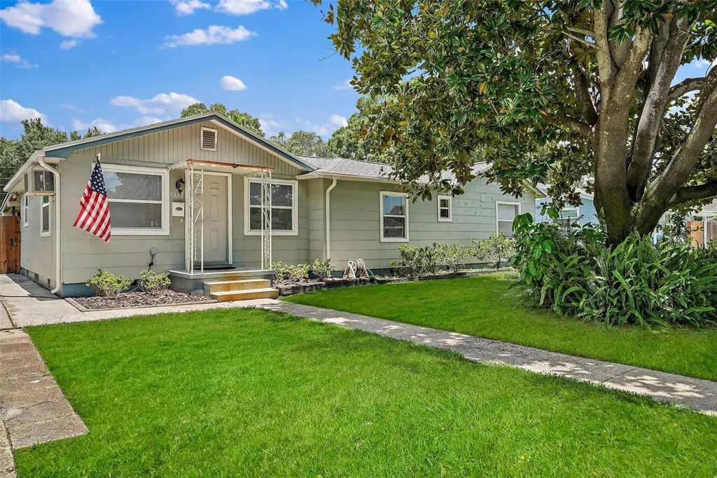 5337 6th Avenue N St Petersburg FL 33710