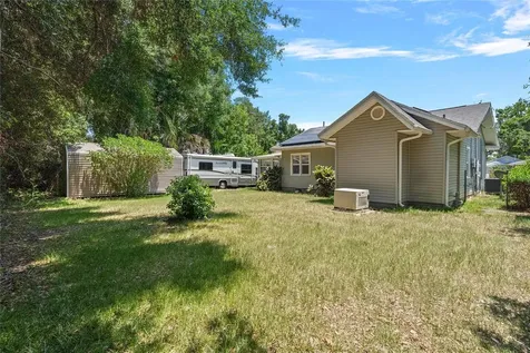 2207 Avenue F NW Winter Haven FL 33880