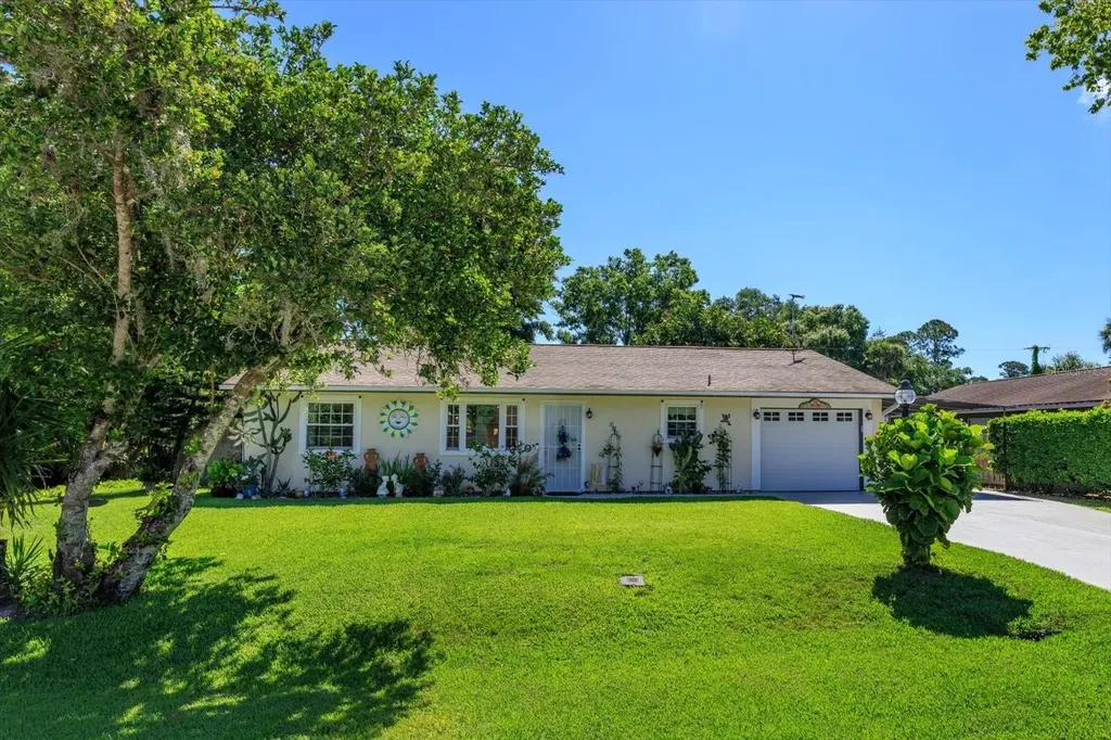 2623 Silver Palm Drive Edgewater FL 32141
