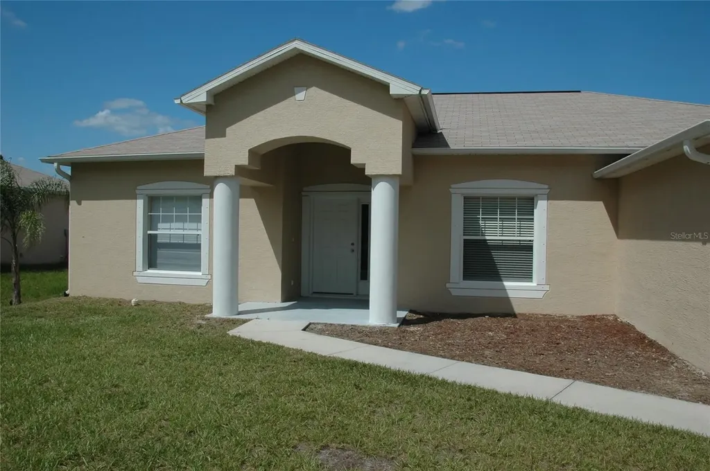 1150 Knotty Pine Avenue North Port FL 34288