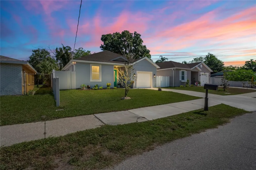 2700 E North Bay Street Tampa FL 33610