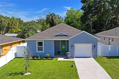 2700 E North Bay Street Tampa FL 33610
