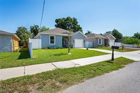 2700 E North Bay Street Tampa FL 33610