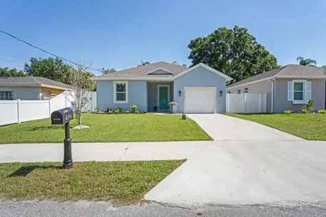 2700 E North Bay Street Tampa FL 33610