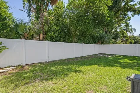 2700 E North Bay Street Tampa FL 33610