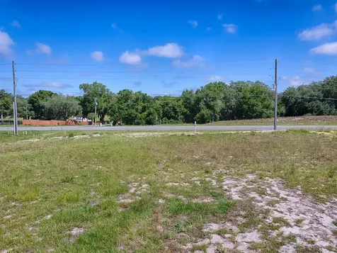 1891 S Us 301 Sumterville FL 33585