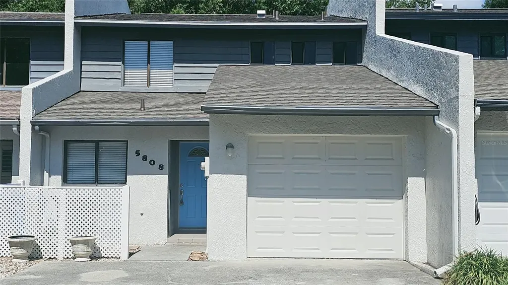 5808 Idle Forest Place Tampa FL 33614