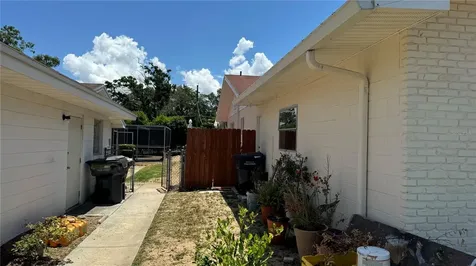 120 Lowell Road Winter Haven FL 33884