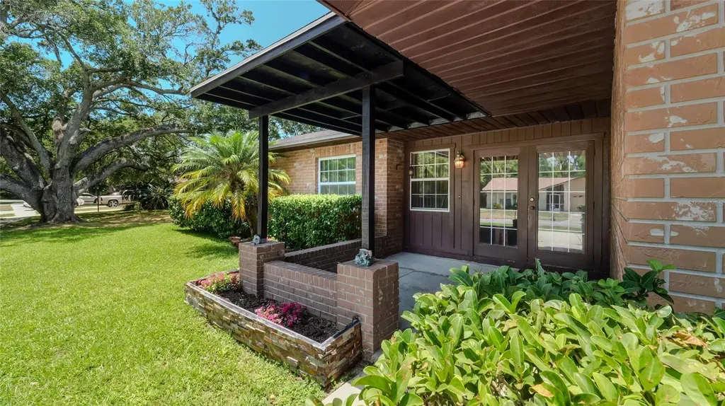1702 Blind Pond Avenue Lutz FL 33549