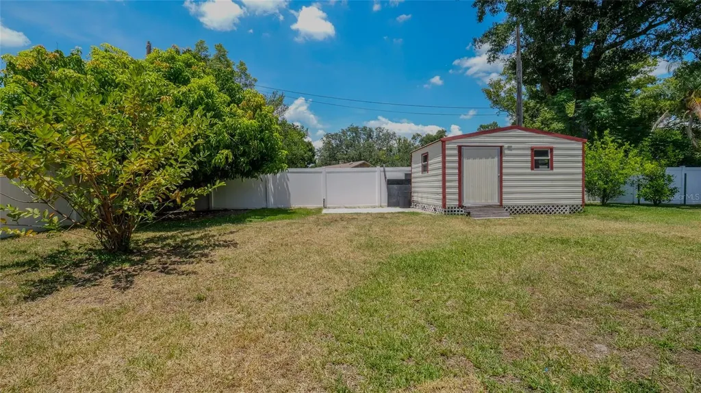 1702 Blind Pond Avenue Lutz FL 33549