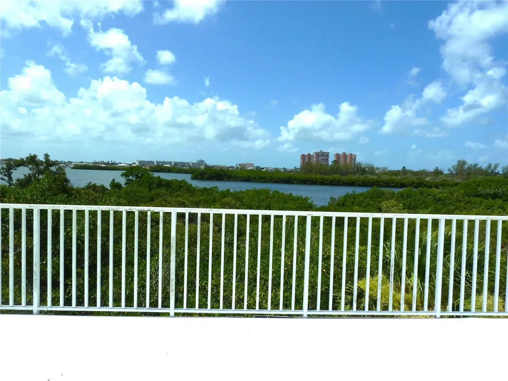 5107 N 21st Street Tampa FL 33610