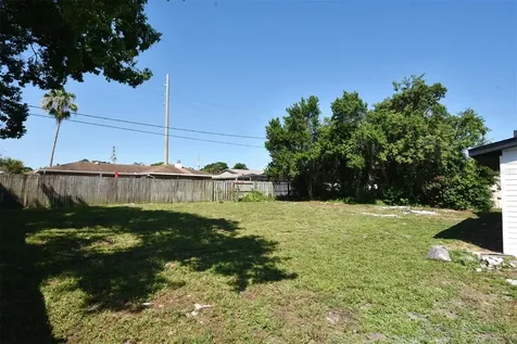 1374 Woodbine Avenue Deltona FL 32725