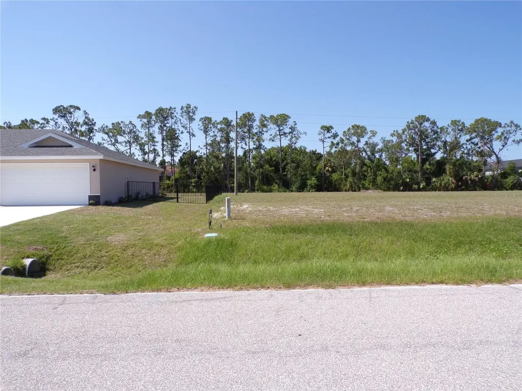 25051 Doredo Drive Punta Gorda FL 33955
