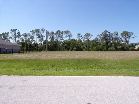 25051 Doredo Drive Punta Gorda FL 33955