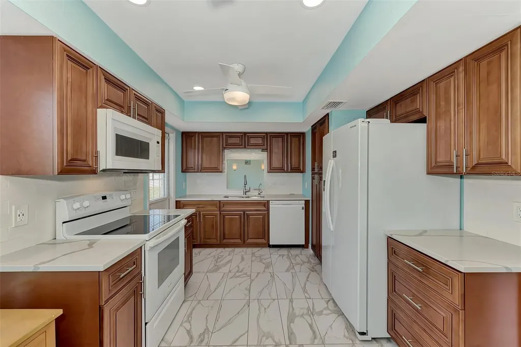 570 Foxwood Boulevard Englewood FL 34223