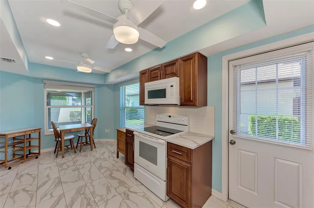 570 Foxwood Boulevard Englewood FL 34223