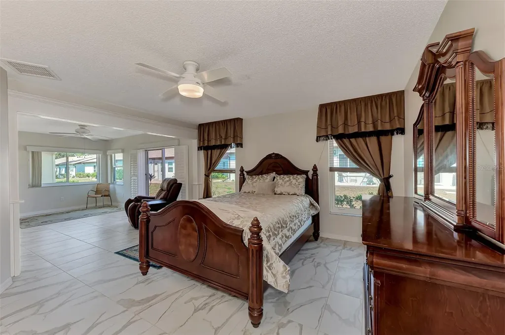 570 Foxwood Boulevard Englewood FL 34223