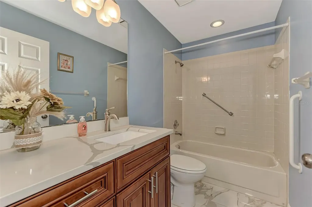 570 Foxwood Boulevard Englewood FL 34223