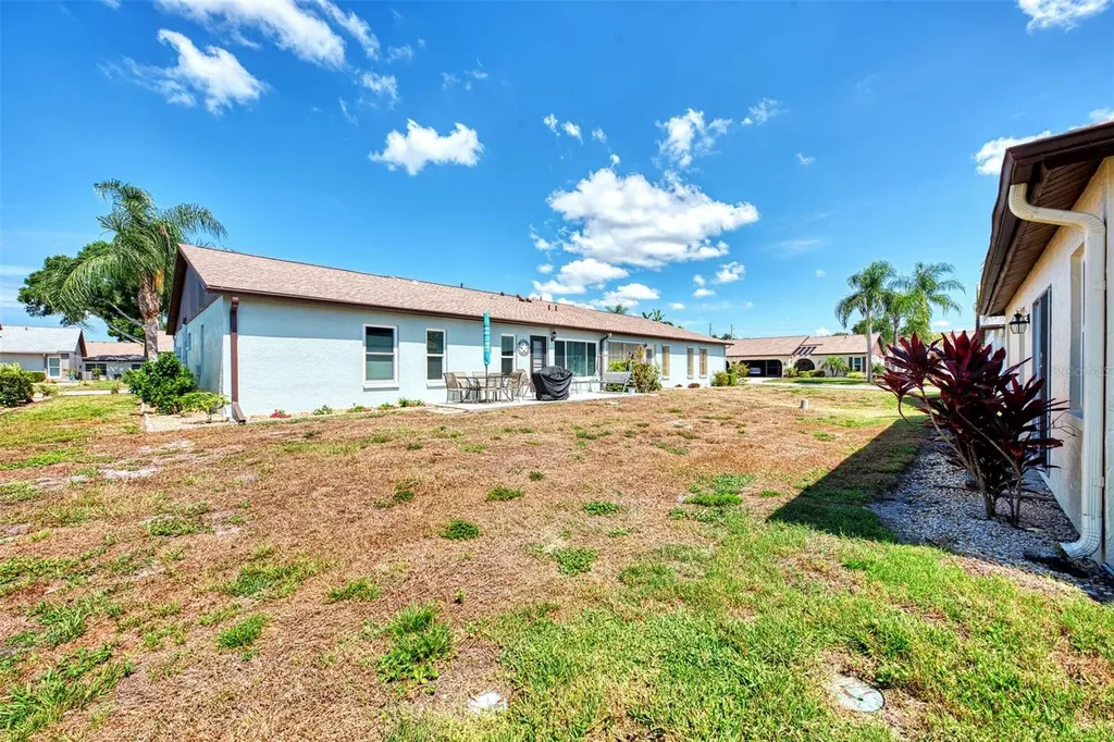 570 Foxwood Boulevard Englewood FL 34223