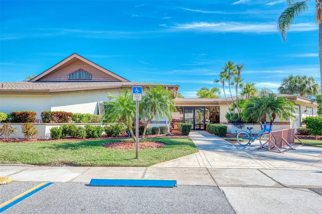 570 Foxwood Boulevard Englewood FL 34223