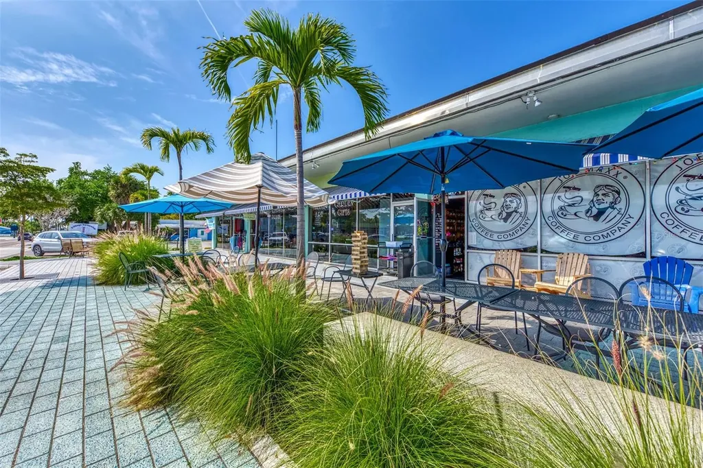 570 Foxwood Boulevard Englewood FL 34223