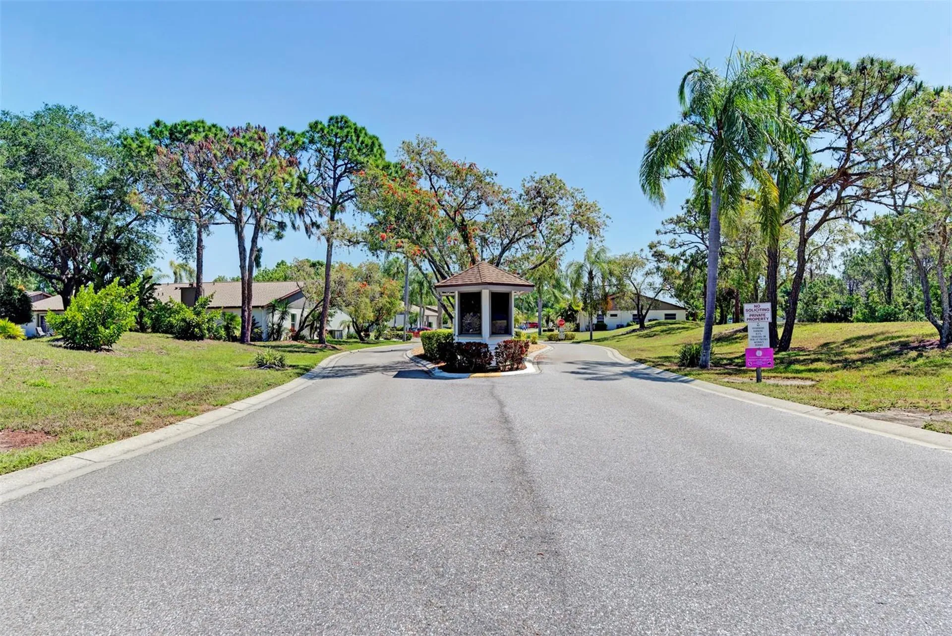 570 Foxwood Boulevard Englewood FL 34223