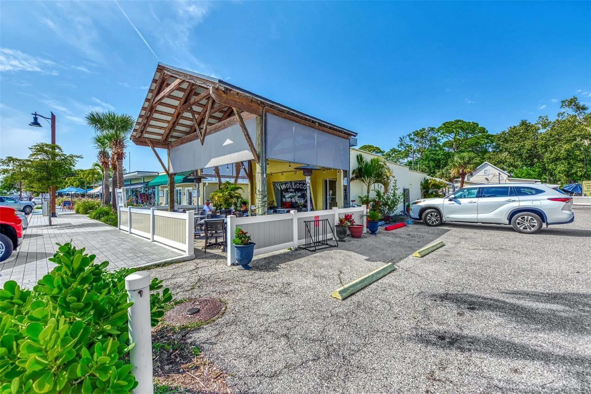570 Foxwood Boulevard Englewood FL 34223