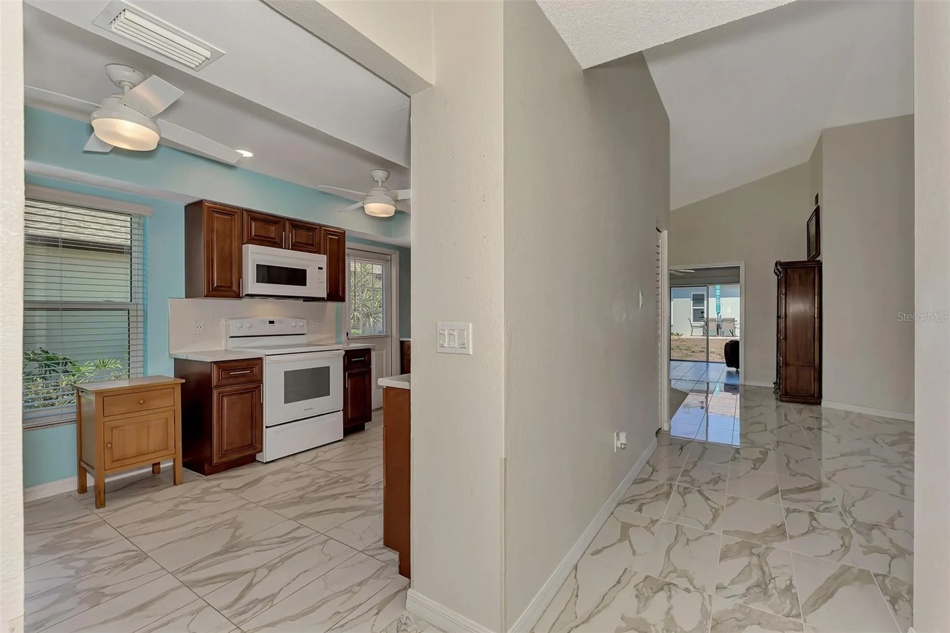 570 Foxwood Boulevard Englewood FL 34223