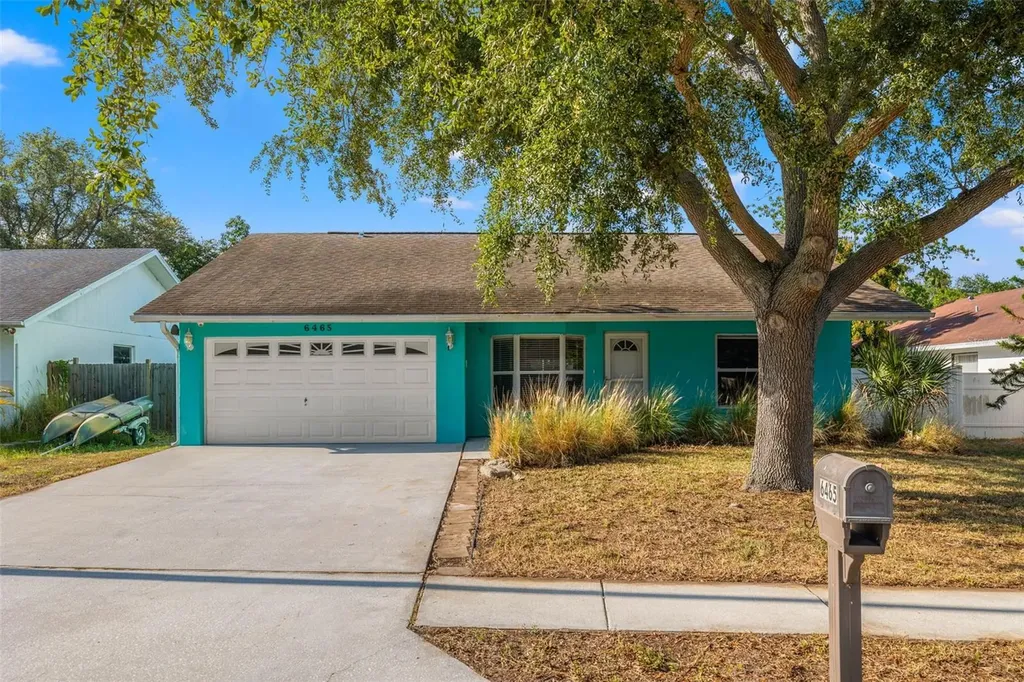6465 49th Avenue N St Petersburg FL 33709