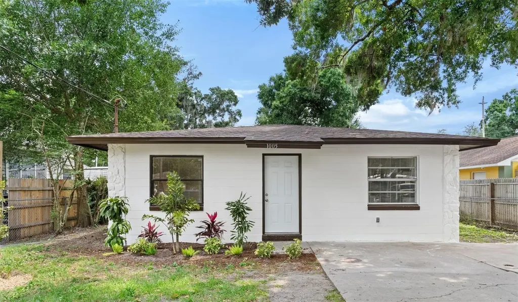 1005 W Madison Street Plant City FL 33563