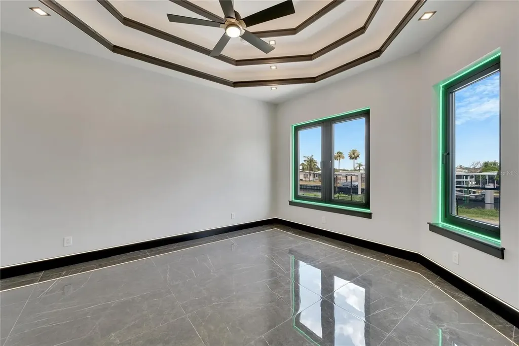6540 Simone Shores Circle Apollo Beach FL 33572