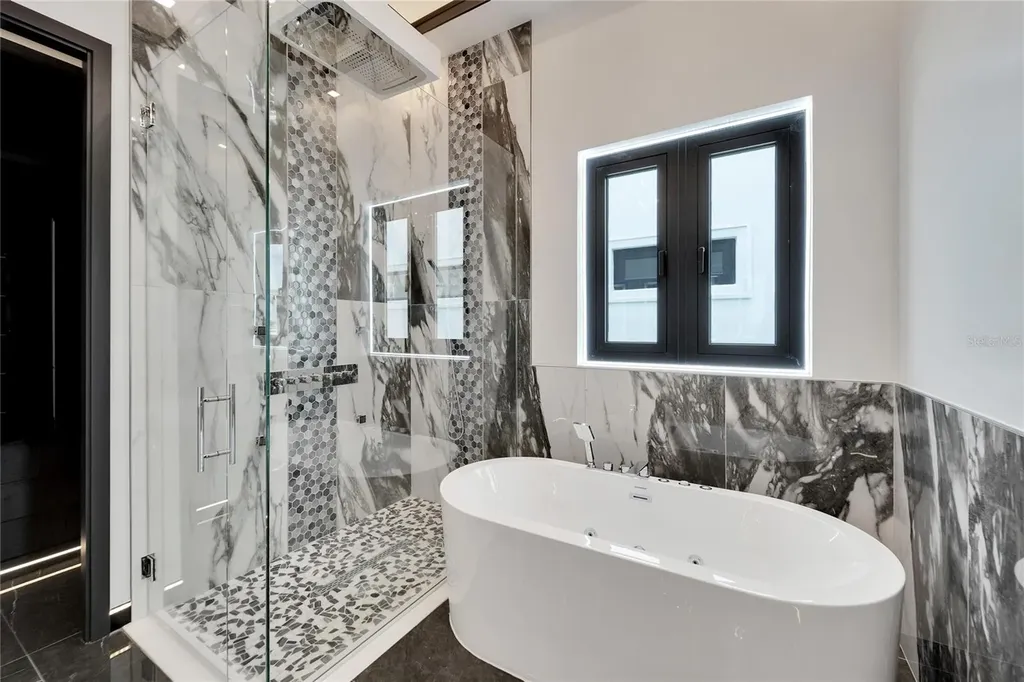 6540 Simone Shores Circle Apollo Beach FL 33572