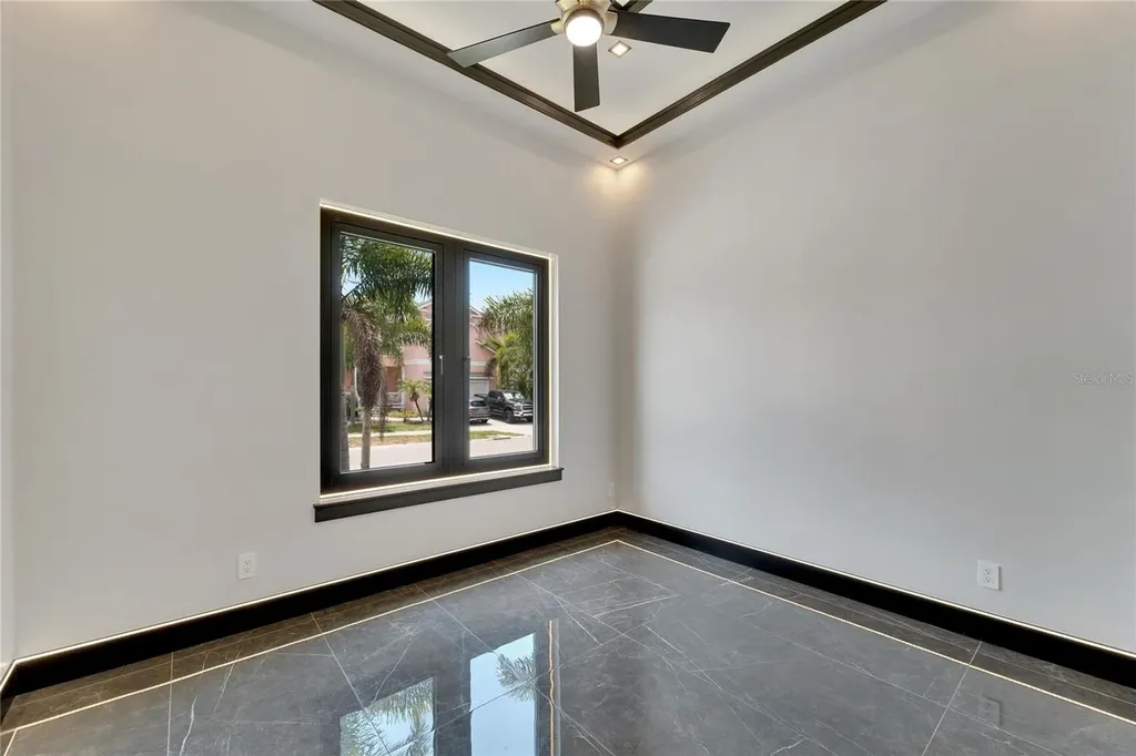 6540 Simone Shores Circle Apollo Beach FL 33572