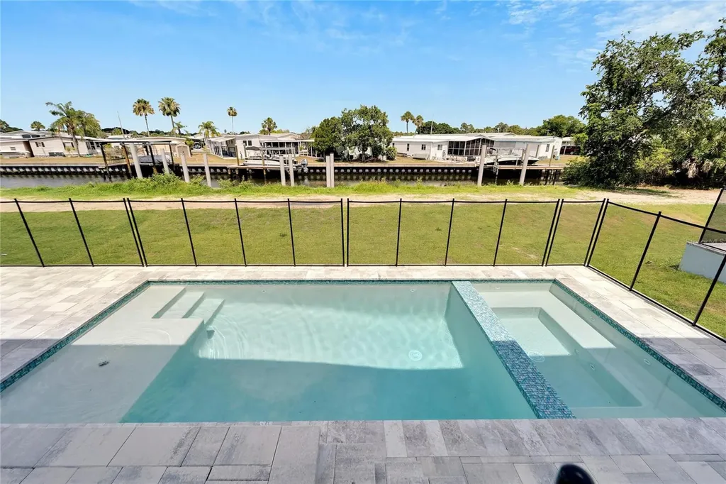 6540 Simone Shores Circle Apollo Beach FL 33572