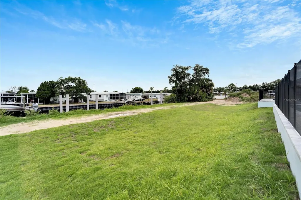 6540 Simone Shores Circle Apollo Beach FL 33572