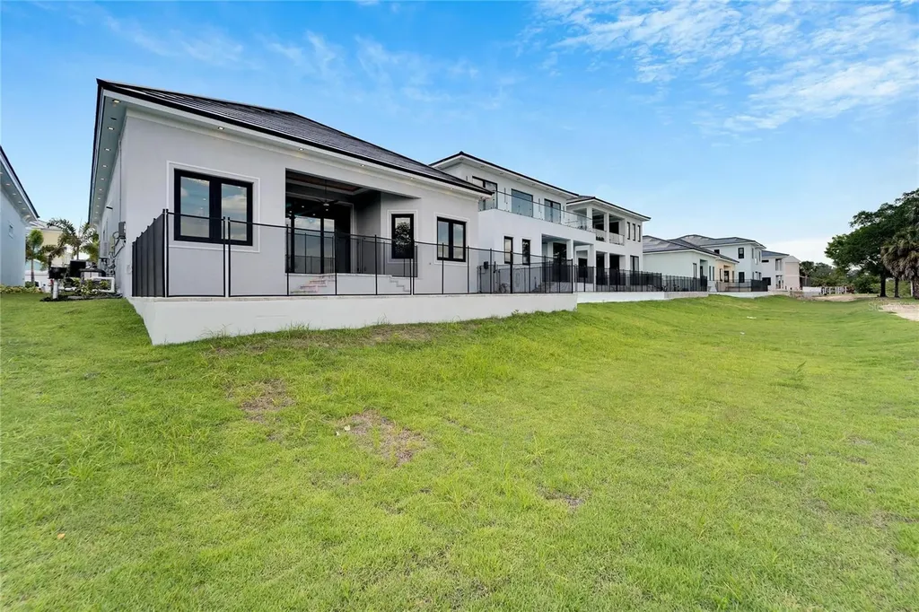 6540 Simone Shores Circle Apollo Beach FL 33572