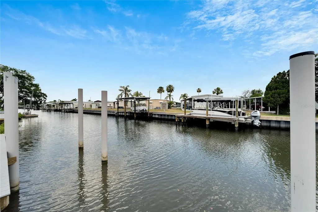 6540 Simone Shores Circle Apollo Beach FL 33572