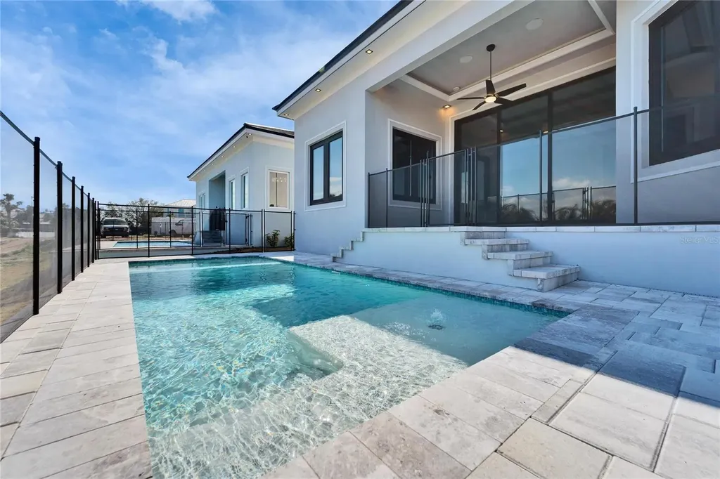 6540 Simone Shores Circle Apollo Beach FL 33572
