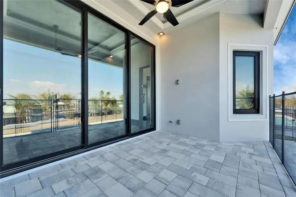 6540 Simone Shores Circle Apollo Beach FL 33572
