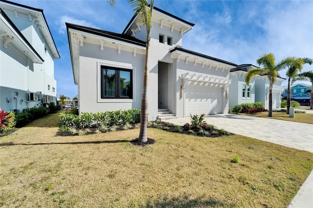 6540 Simone Shores Circle Apollo Beach FL 33572
