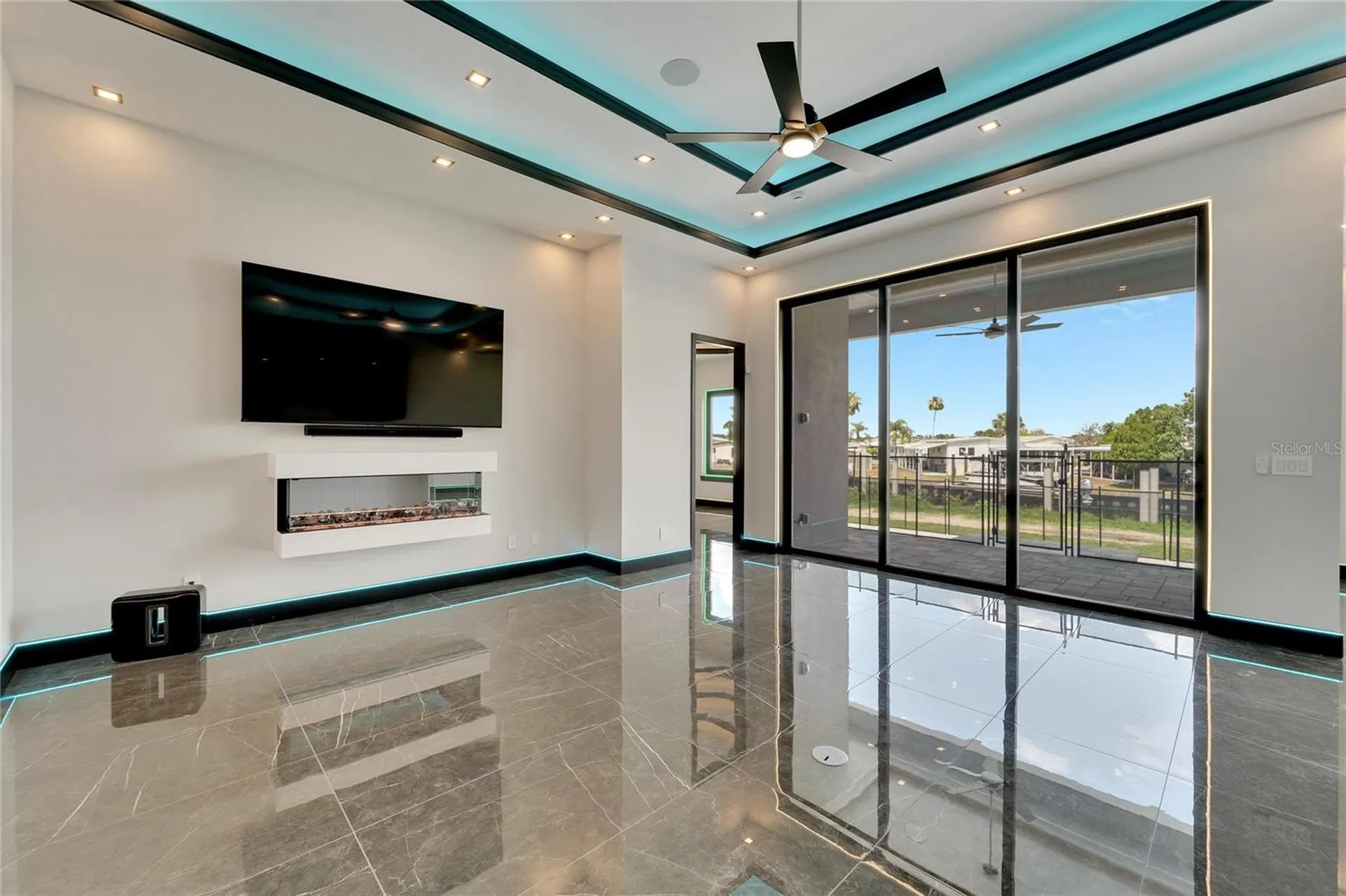 6540 Simone Shores Circle Apollo Beach FL 33572