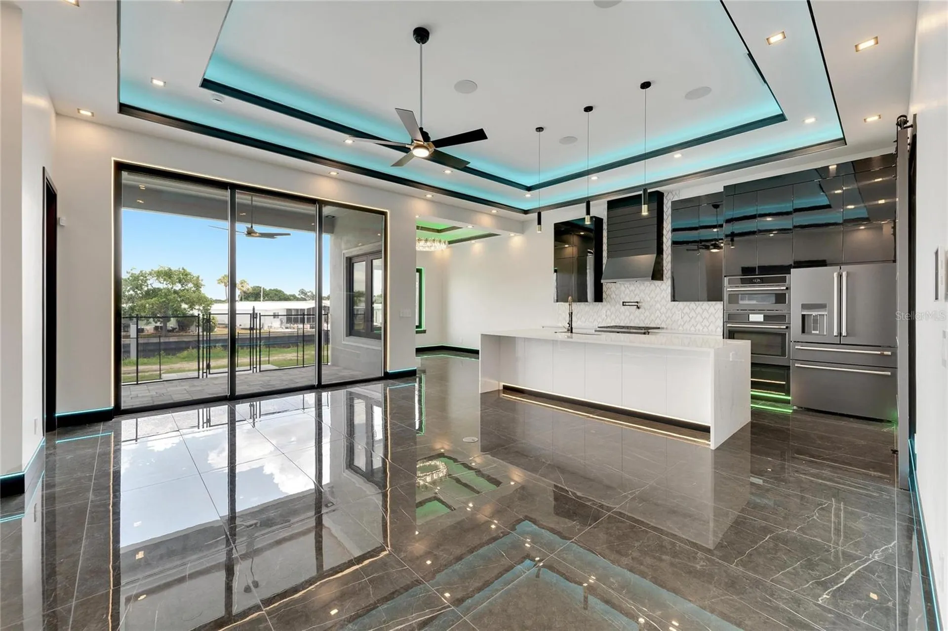 6540 Simone Shores Circle Apollo Beach FL 33572
